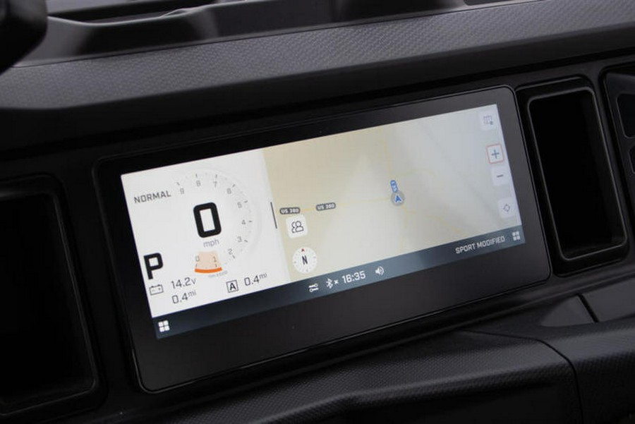 2026 Can-Am® Defender MAX LONE STAR HD11