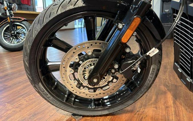 2025 Indian Motorcycle® Sport Scout® Sixty Limited Sunset Red Smoke