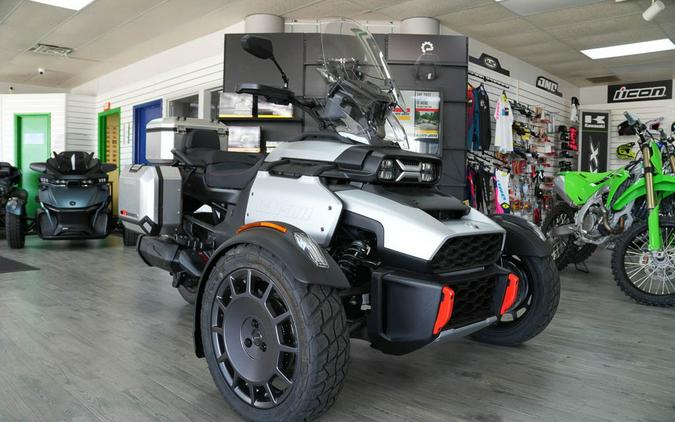 2025 Can-Am Canyon XT