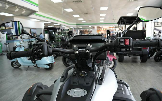 2025 Can-Am Canyon XT