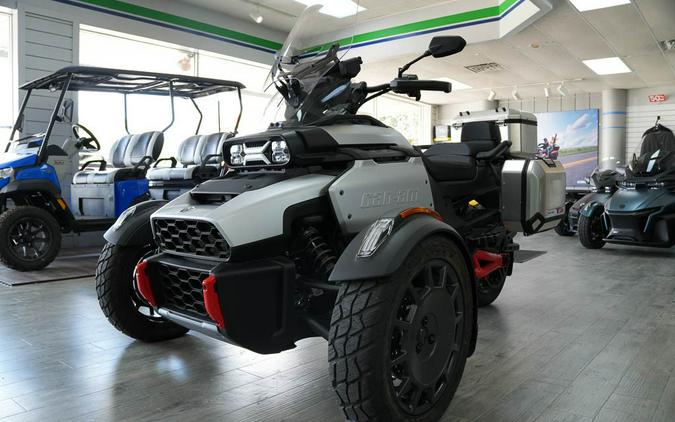 2025 Can-Am Canyon XT