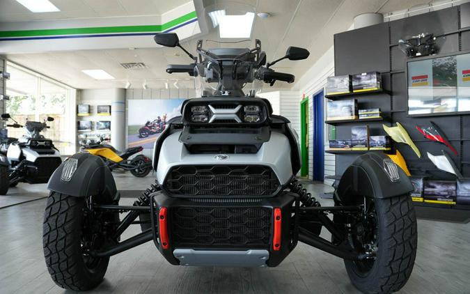 2025 Can-Am Canyon XT