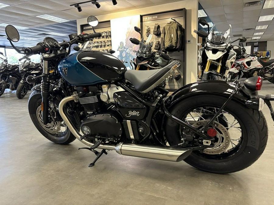 2026 Triumph Bonneville Bobber Interstellar Blue