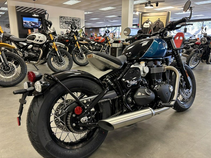 2026 Triumph Bonneville Bobber Interstellar Blue