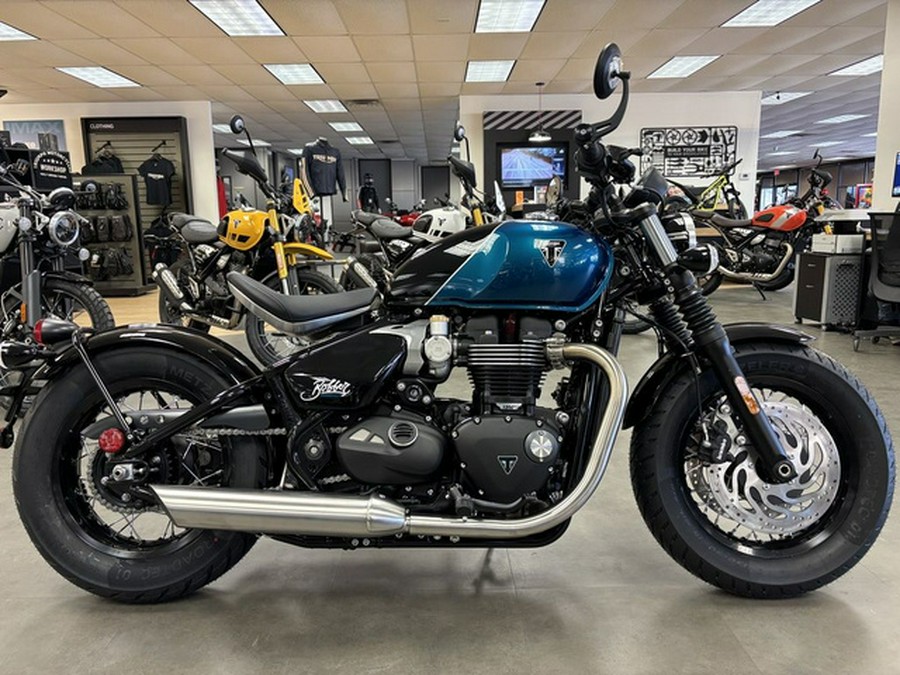 2026 Triumph Bonneville Bobber Interstellar Blue
