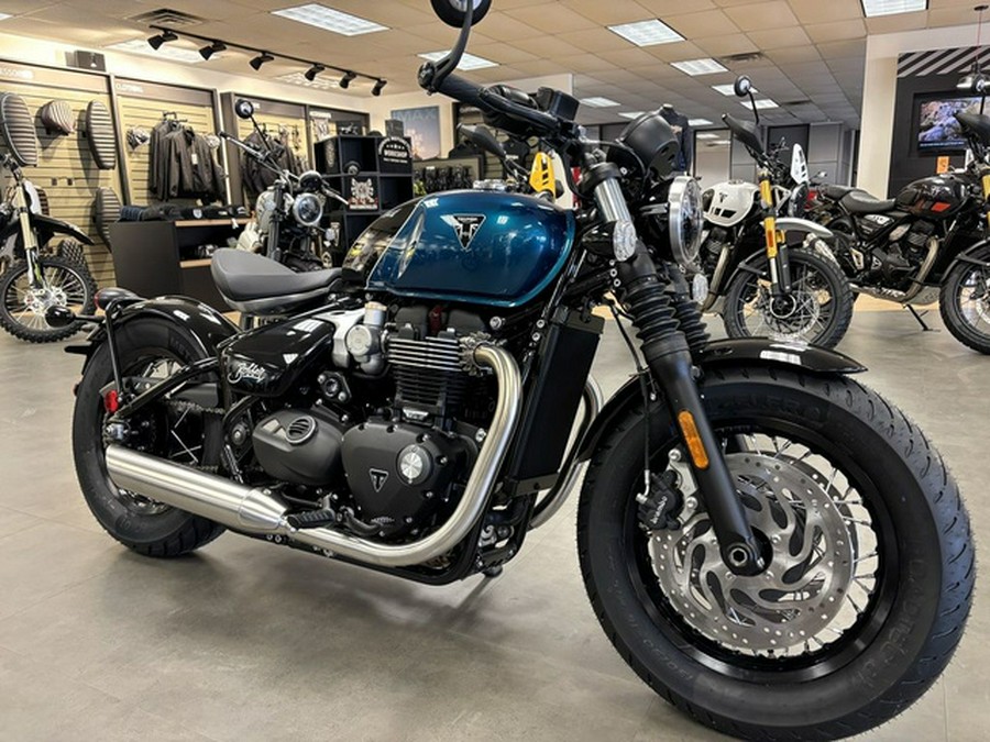 2026 Triumph Bonneville Bobber Interstellar Blue