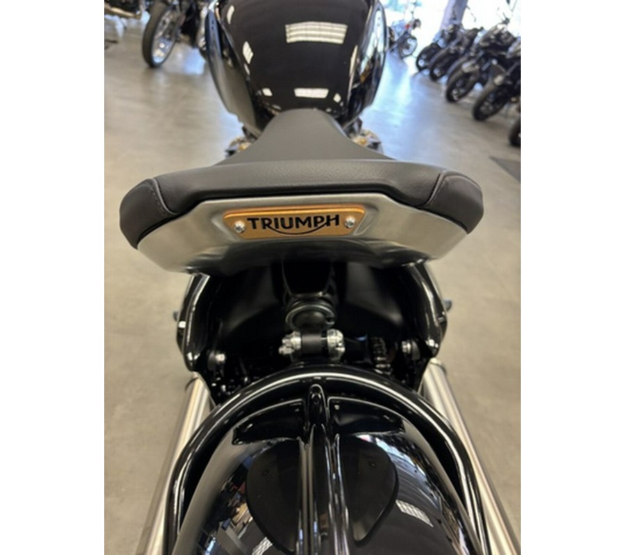 2026 Triumph Bonneville Bobber Interstellar Blue