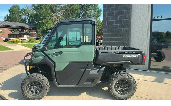 2024 Defender - Can-Am