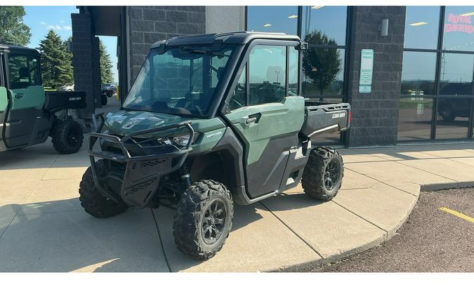 2024 Can-Am Defender