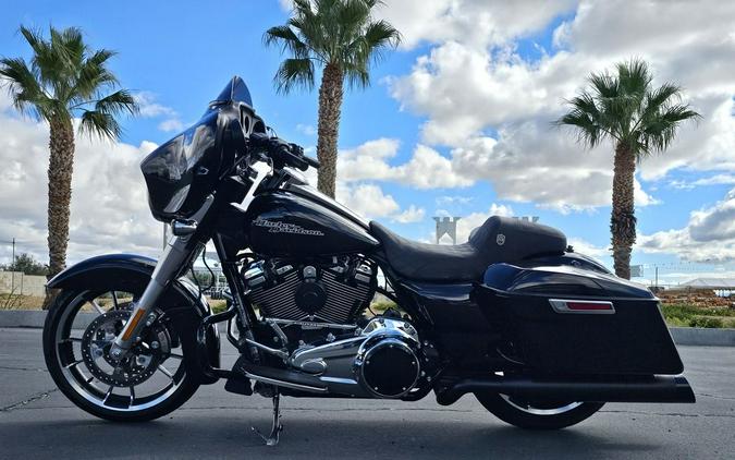 2020 Harley-Davidson® FLHX - Street Glide®