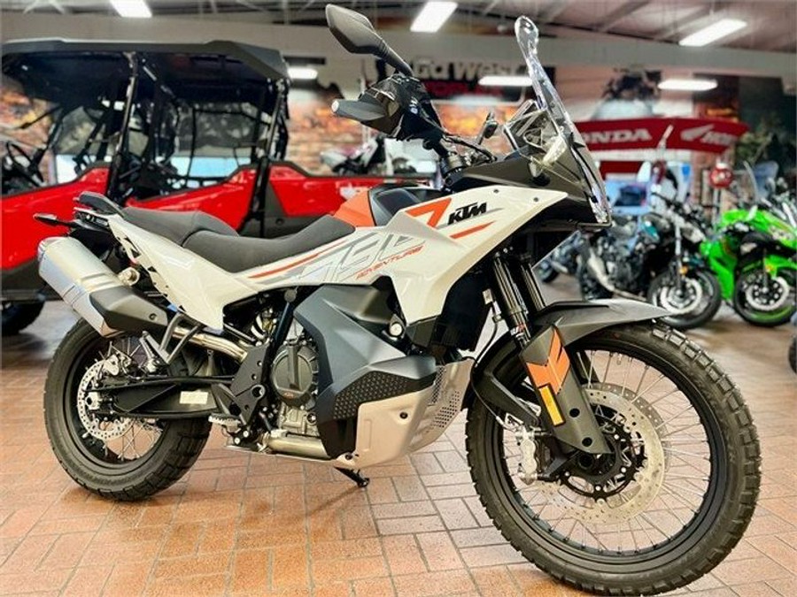 New 2024 KTM 790 ADVENTURE