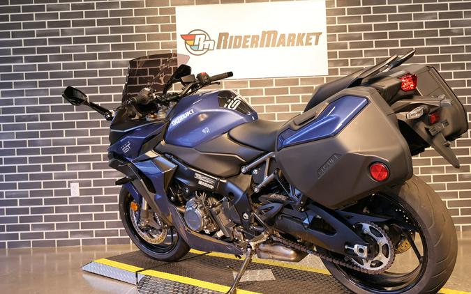2022 Suzuki GSX-S 1000 GT +