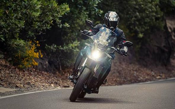 2024 Suzuki V-STROM 800