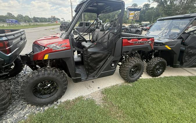 2026 Polaris RANGER XP 1000 PREMIUM SUNSET RED