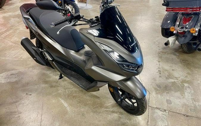 2023 Honda® PCX