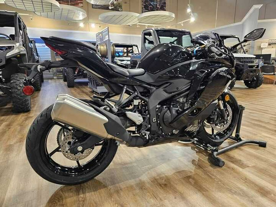 2024 Kawasaki Ninja® ZX™-4R ABS