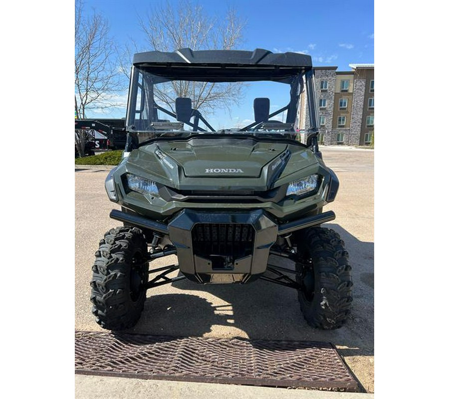 2024 Honda Pioneer 1000 Deluxe