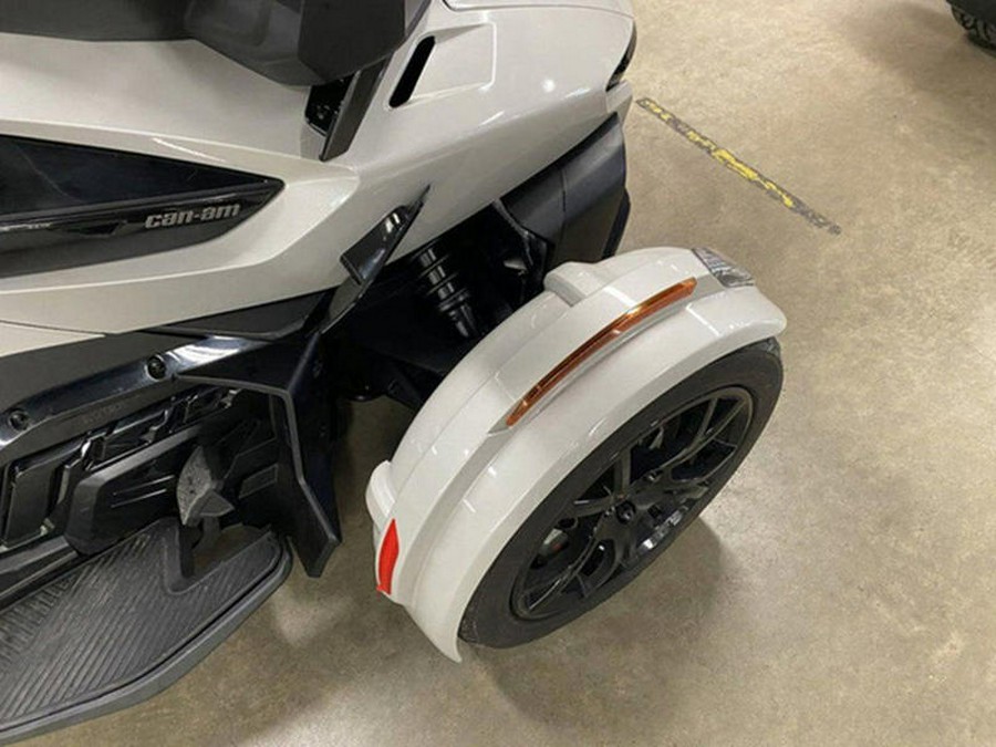 2021 Can-Am® Spyder® RT SE6