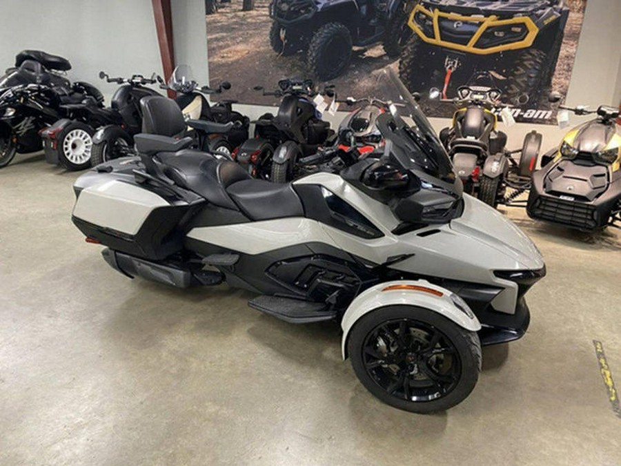 2021 Can-Am® Spyder® RT SE6