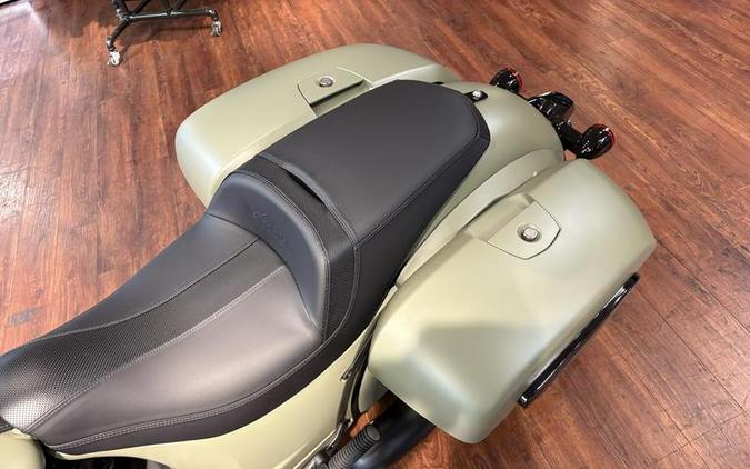 2025 Indian Motorcycle® Springfield ® Dark Horse® Moss Green Smoke