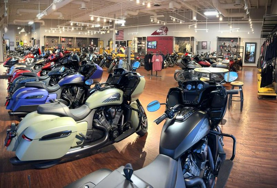 2025 Indian Motorcycle® Springfield ® Dark Horse® Moss Green Smoke