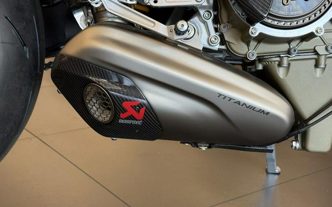 2023 Ducati Streetfighter V4 Lamborghini Livery