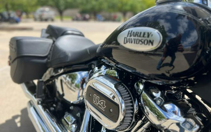 2024 Harley-Davidson® Heritage Classic Black