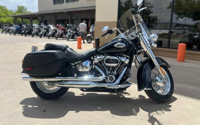 2024 Harley-Davidson® Heritage Classic Black