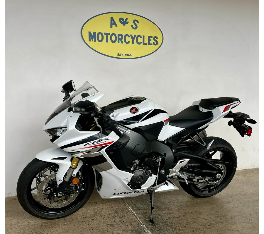 2026 Honda CBR1000RR ABS