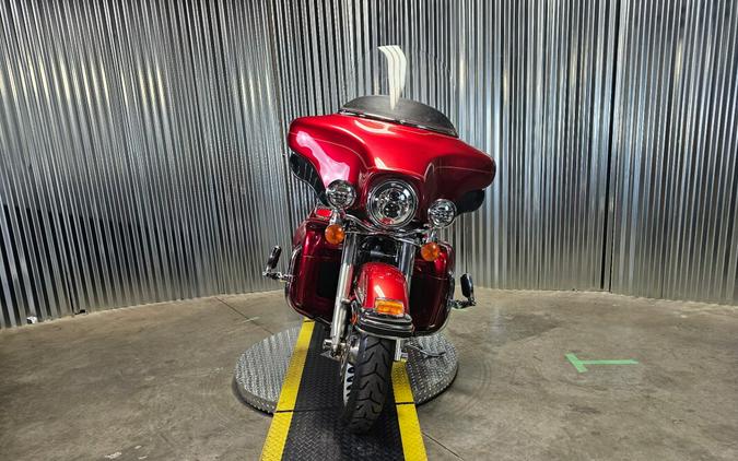 2012 HD FLHTCU103 EMBR RED SUNGLO W/ PINSTRIP