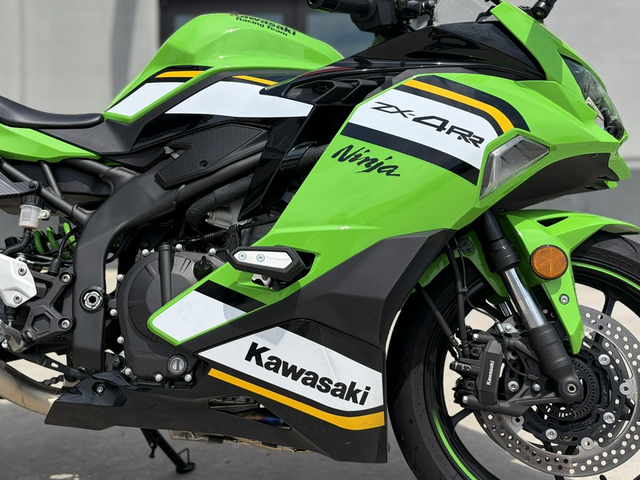 2025 Kawasaki NINJA ZX400