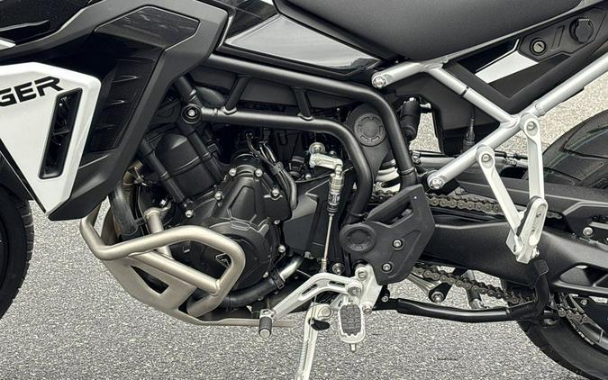 2025 Triumph Tiger 900 Rally Pro Carbon Black / Sapphire Black