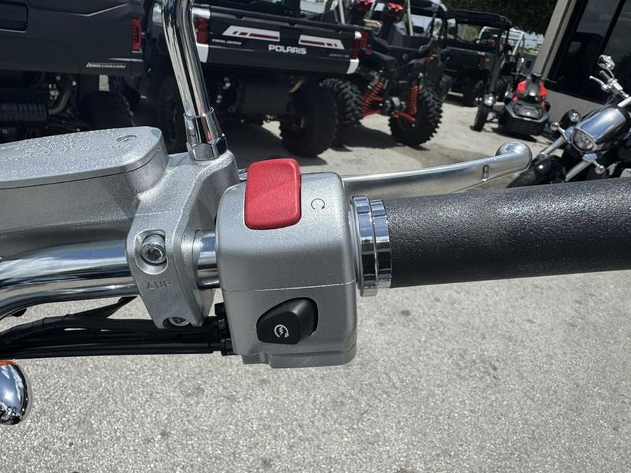 2025 Suzuki Boulevard C50