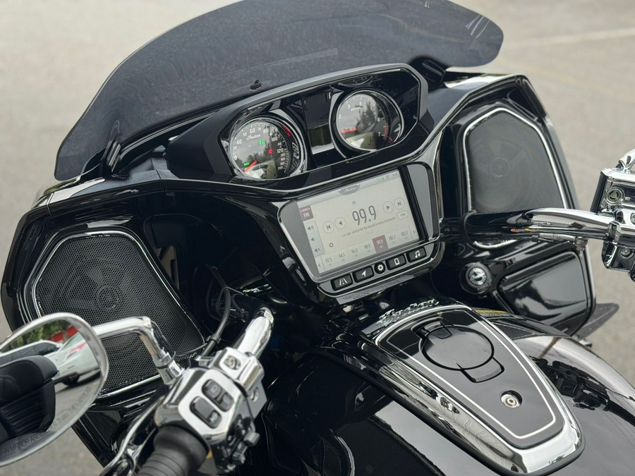 2025 Indian Motorcycle Pursuit® Limited® with 112