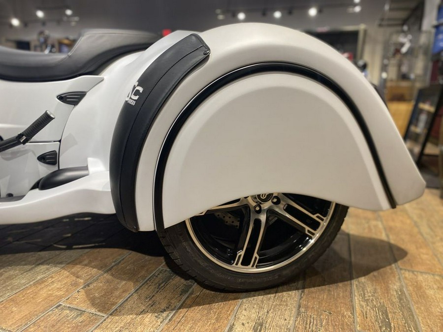 2024 Indian Motorcycle® Chieftain® Dark Horse®