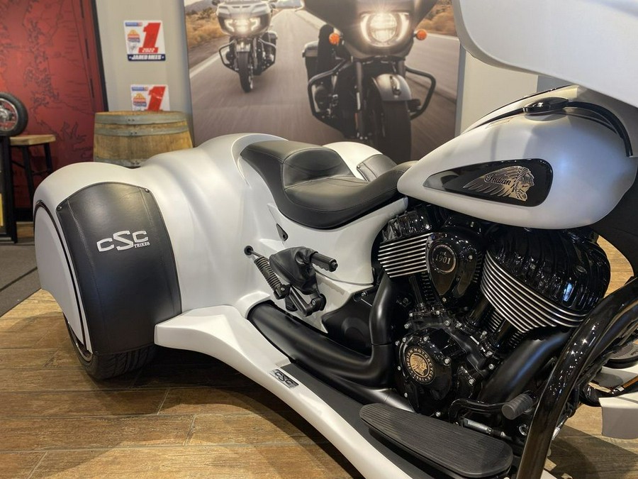 2024 Indian Motorcycle® Chieftain® Dark Horse®