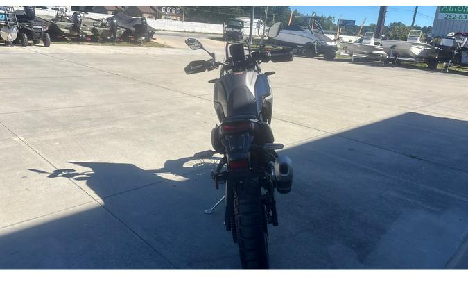 2025 Yamaha TENERE 700