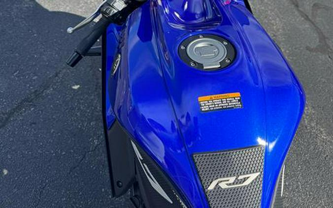 2024 Yamaha YZF-R7