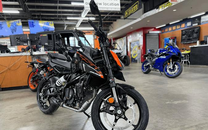 2026 KTM 250 Duke
