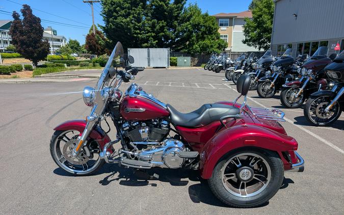 2017 Harley-Davidson Freewheeler