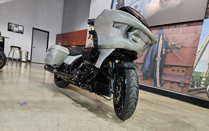 2025 Harley-Davidson FLTRXSTSE - CVO Road Glide ST