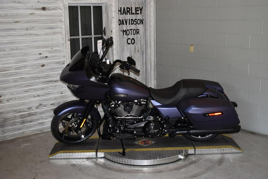 2025 Harley-Davidson® FLTRX - Road Glide®