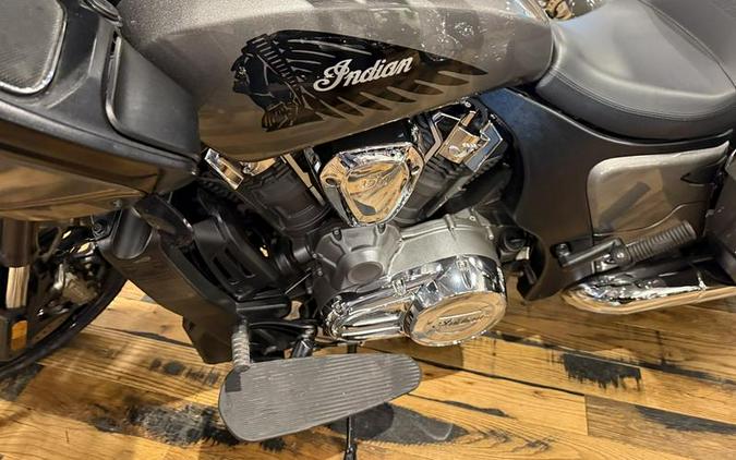 2020 Indian Motorcycle® Challenger Titanium Metallic
