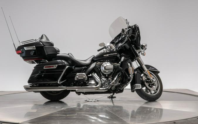 2015 HARLEY-DAVIDSON FLHTK LIMITED in Vivid Black
