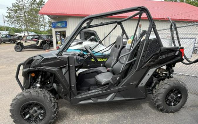 2024 Can-Am Maverick Trail DPS 700