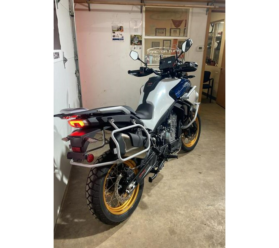 2025 CFMOTO Ibex 800 E