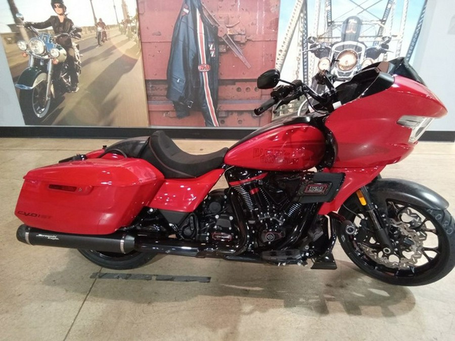 2025 Harley-Davidson FLTRXSTSE - CVO Road Glide ST