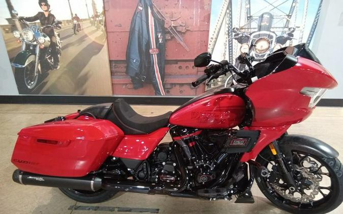 2025 Harley-Davidson FLTRXSTSE - CVO Road Glide ST