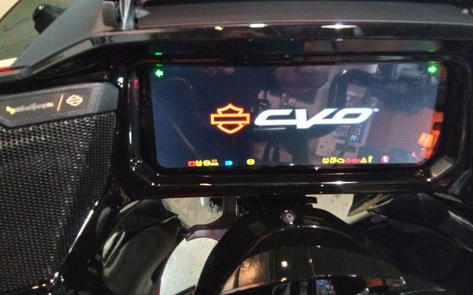 2025 Harley-Davidson FLTRXSTSE - CVO Road Glide ST