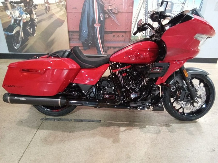 2025 Harley-Davidson FLTRXSTSE - CVO Road Glide ST